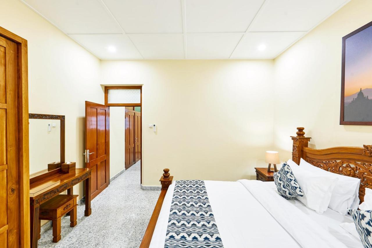 Tirtodipuran Hotel By Natts Hospitality Indonesia Yogyakarta Exterior photo