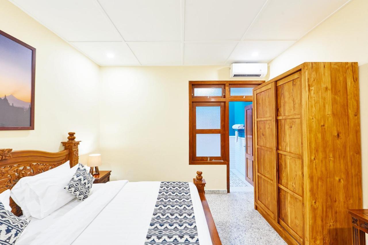 Tirtodipuran Hotel By Natts Hospitality Indonesia Yogyakarta Exterior photo