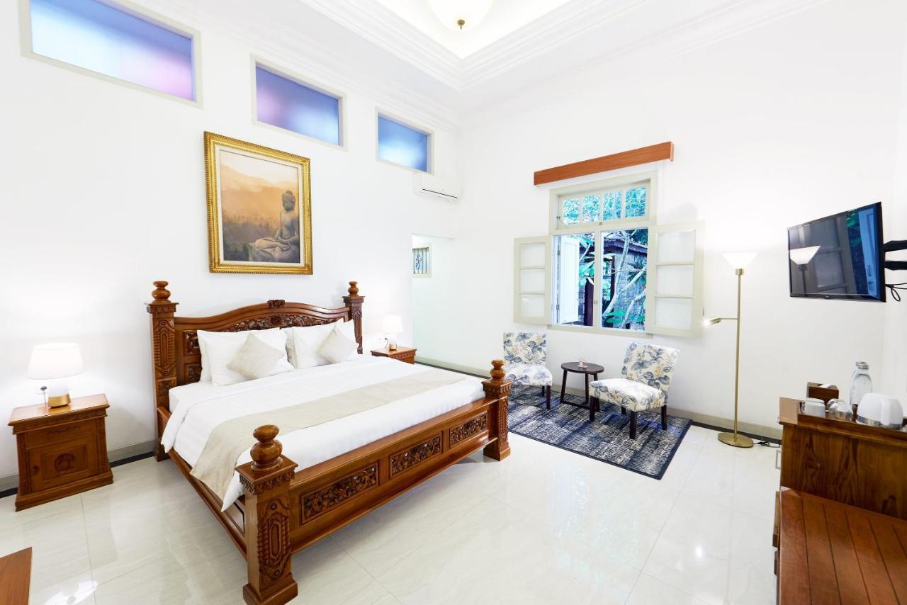Tirtodipuran Hotel By Natts Hospitality Indonesia Yogyakarta Exterior photo